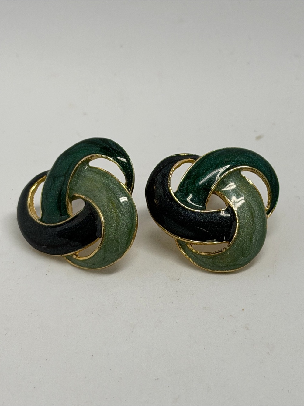 Vintage Green and Black Enamel Twist Clip-On Earrings